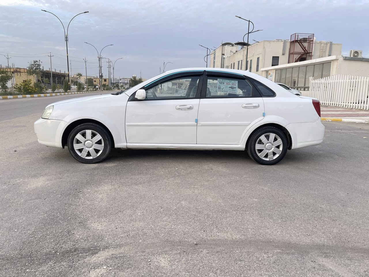 السلام عليكم
أوبترا ٢٠١١ مشروع وطني 

جاهزه مكينه وكير عشرط مكينه جديده صار شهر 

حدايده وكهربائيات عام شغاله 

بيه جاملغ مبدل ومكانات صبغ قليل 

نضيفه سياره وجاهزه 

سعر ٦٦

*********** 

بناصريه اسكان الصناعي
