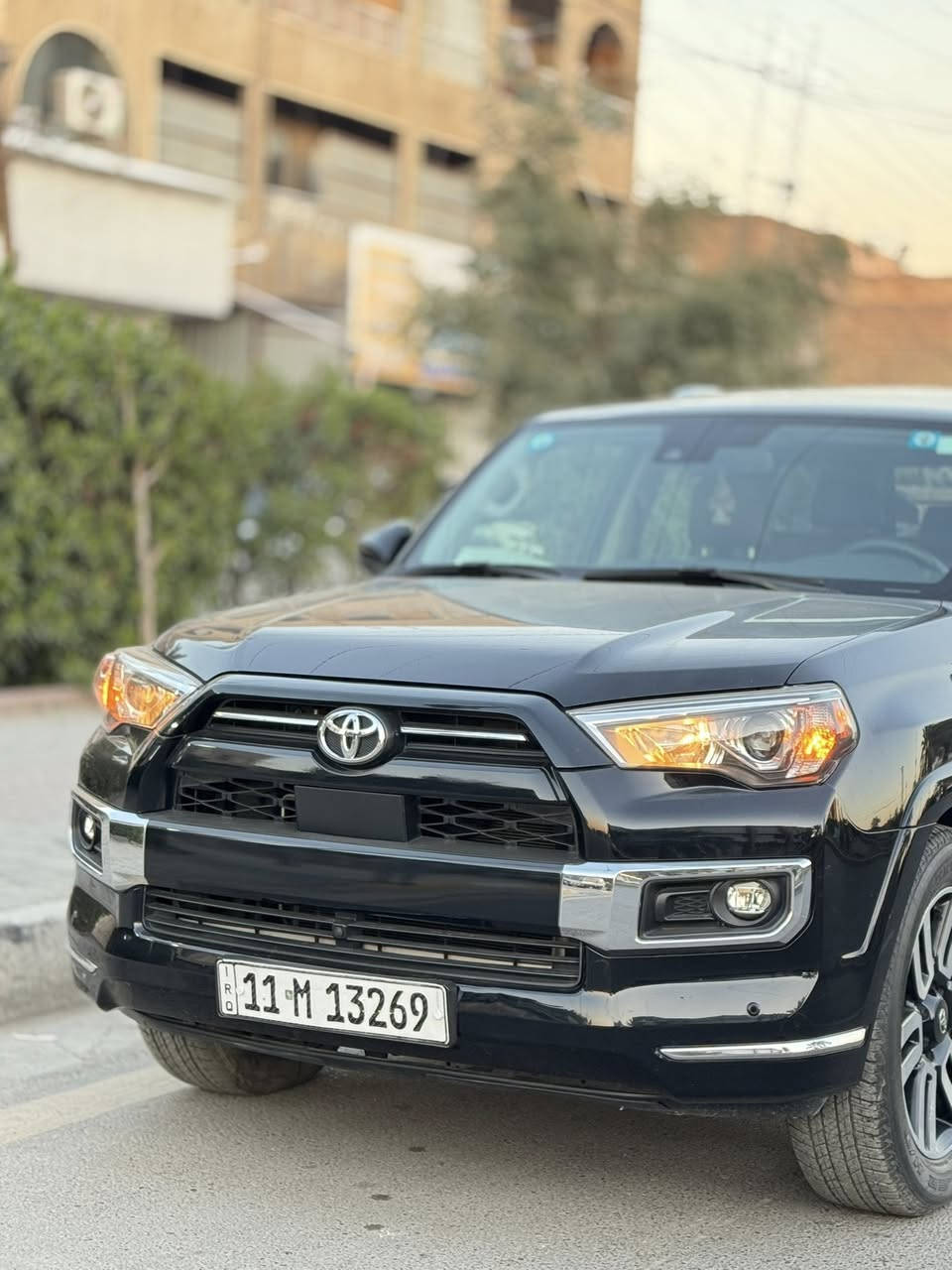 TOYOTA 4RUNNER
السلام عليكم 

ماشاءالله  موديل2022 

TOYOTA  4RUNNER limited

Model2022
 

~ تويوتا 4 رنر  لون  اسود  

~ محرك 6 سلندر  / V6 

~ مواصفات limited 1/1

~فول مواصفات 1/1

~فتحة ( سيلايت)

~ تنته كنتاره 

~بصمة 

~ شاشة كبير  

~   5كامرات محيطيه 

~ كشن  جلد و تبريد و تدفئة و خزن وكهربائية 

~سكان هيترة 

~ داخل قرميدي 

~ رادار امامي و جانبية 

~تحديد سرعة 

~نظام ECO

~ حجم تايرات ٢٠ ويل بيلادي 

~ ( ٧ )  راكب 

~ ماشي16  الف ميل 

~ سيارة  بدون صبغ

~ ايرباكات كل بلادي اصلية 100/100

~وبخدمتكم 

***********

مكان السياره بغداد البنوك مجمع الساتذه
