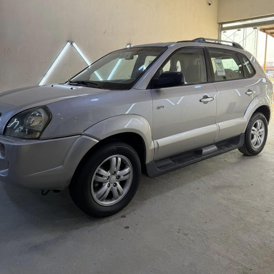 توسان 2007
محرك 2000 دوش 

تبريد ثلج 

شاشه

حساسات خلفيه

سياره احلى من الصور  وكلشي مذكور بلسونر 

ارقام وهزه جديده مكان السياره البياع السعر 95 

للستفسار ***********
