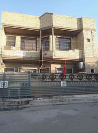 بيت للبيع م110ركن 3طوابق شارع التويثه 07706333690
