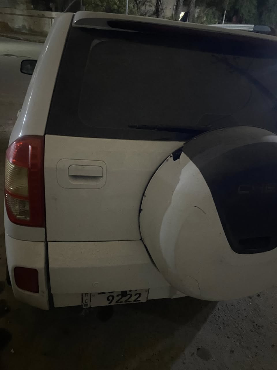 السلام عليكم شيري تيكو ٢٠١٣ سياره حلوه كير مكينه تدفئه تبريد يخبلن رقم مميز السعر ٦٤ وبيها مجال مكان السياره بغداد ***********
