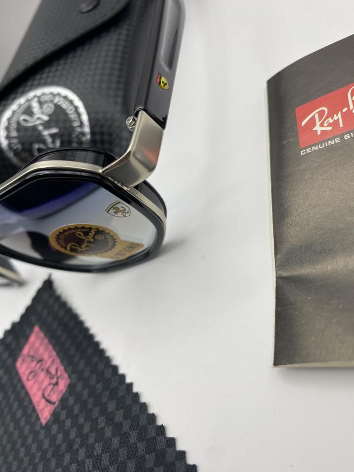 فيراري راي بان  عدسه بحري مدرج فلاتر زجاج يوفي 400 حمايه كامله من اشعه الشمس


**إذا كنت صاحب هذا الإعلان وتريد حذفه لأي سبب، رجاءا أرسل رسالة إلى الدعم الفني**