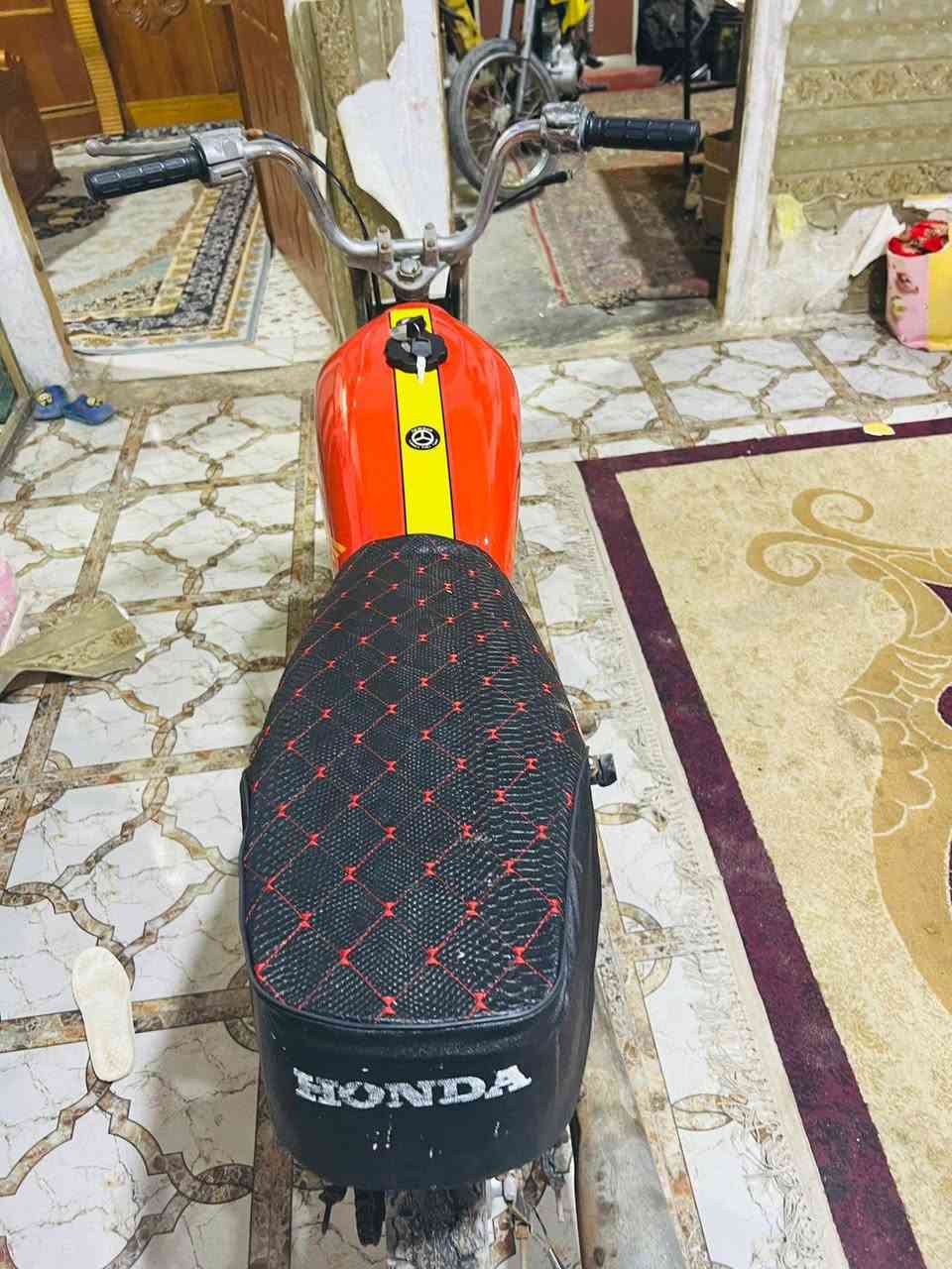 السلام عليكم دراجه رابيدو محرك نظيف كلش ما بلا صوت لا تنقيص لا تبخير مقفول السعر 200 مكاني حي طارق ***********
