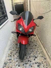 للبيع دراجة f4i 2006  دراجة مكفولة مكينة بلادية الي يريد خاص 077555527...