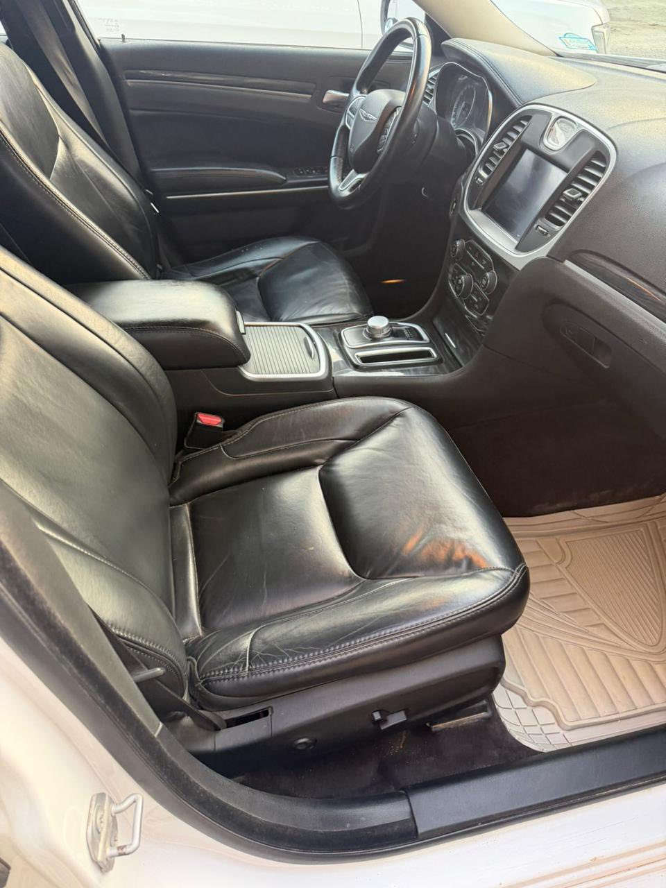 السلام عليكم

اوباما 2018 لمتد كلين تايتل كفاله السياره حيل جديدة  السياره حلوه و دينار واحد متصرف عليها  استعمال شخصي جاهزه من كل نواحي ماشية 90الف ميل

المواصفات 

 بصمه  

بانوراما  

تشغيل عن بعد 

كشن امامي تدفئة 

تحكمات أستيرن 

مري هيتر 

تبريد قطعتين

 

وباقي مواصفات المعروفه رقم  اربيل سنوية وهزة جديد تحويل ثاني يوم 

مكان السياره / بابل

 

للاتصال***********
