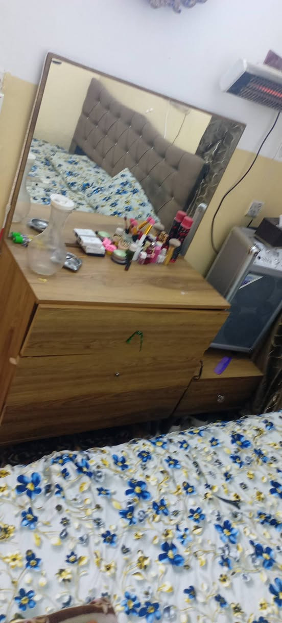 للبيع فرفه تركي السعر 350 ***********
