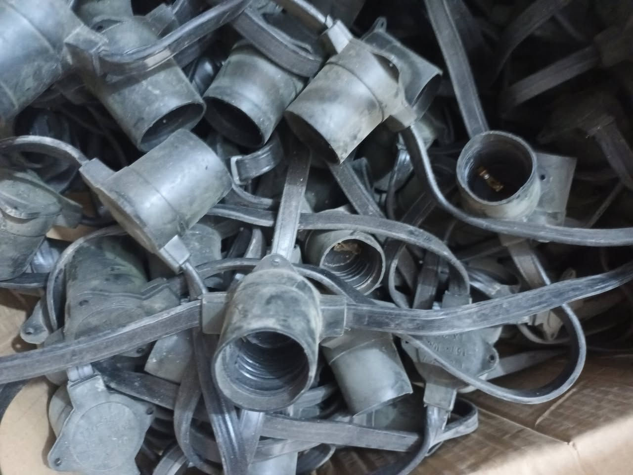 سوق الشيوخ حي العسكري شارع المحوله ثاني فرع على يسارك بساحه
***********
***********
