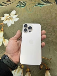 ايفون ١٦ برو ماكس • ٢٥٦ • مكفول