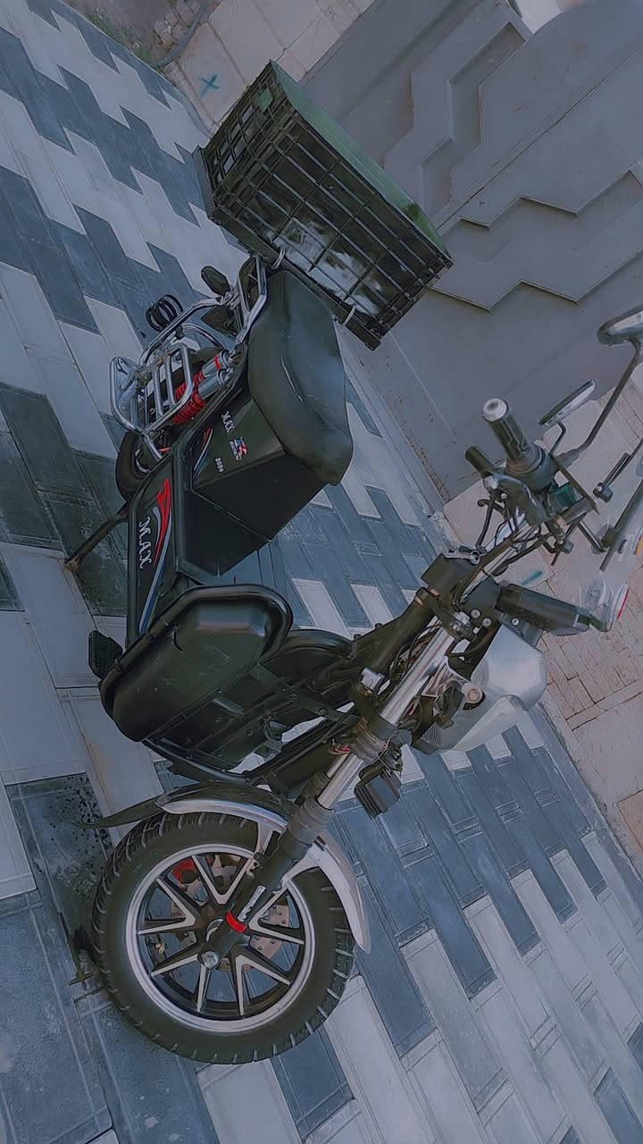 دراجة شحن للبيع جديدة
باتريات جدد حجم اكبار نضام البك كهربائيات كلهة شغالة 

جديدة احلة من الصورة هاتف *********** السعر 75٠ العنوان بغداد اليرموك
