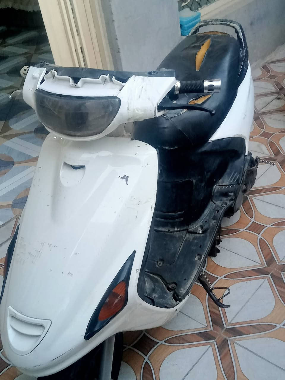 السلام عليكم دراجه فورتي هندر شغاله دبلات امامي واكفه كهربائيات يردله مصلح ابيع كومت حديد 200وبيه مجال قيل جماعت 150مابيع ولا توصلي مكاني بعقوبه التحرير ***********
