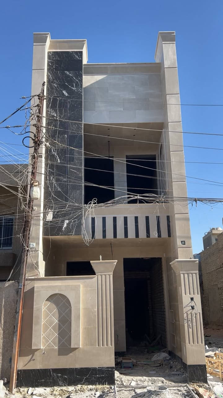 السلام عليكم جزء من عملي تغليف الواجهات بلمرمر الطبيعي  اسعار مناسبه وشغل درجه اولى وتسليم مهندس للاستفسار ***********
