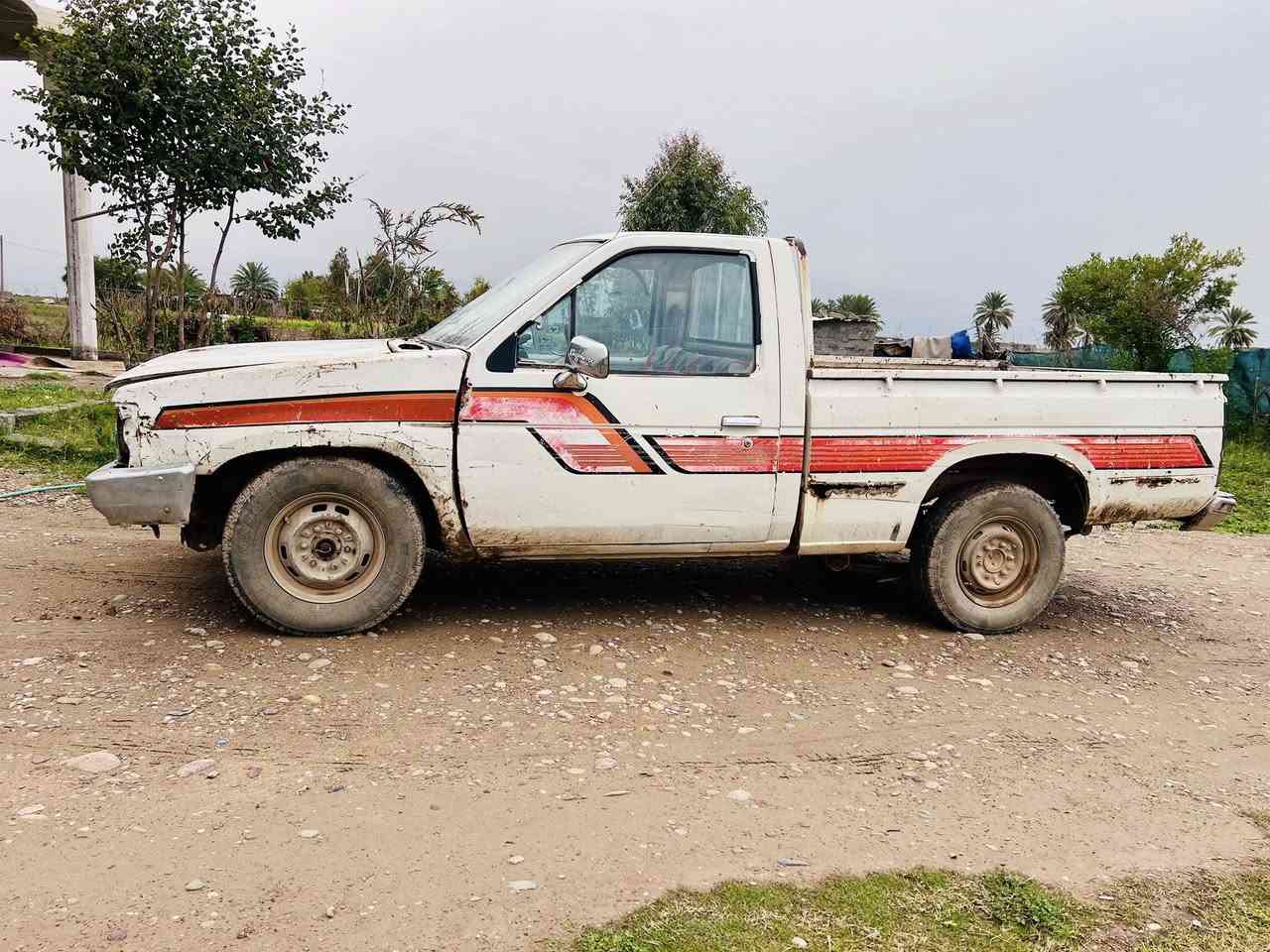 بيكم نيسان 89
رقم صلاح الدين شرط التحويل كير ومحرك شرط جديد بالصندوك سياره شغاله وتمشي بس الگشر يرادله صبغ السعر مناسب جدا مراوس 

*********** عنوان بلد والاسحاقي
