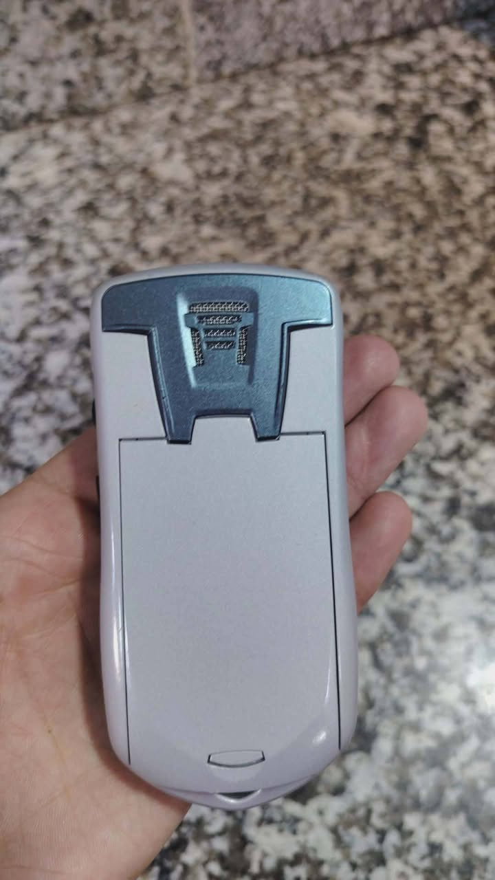 blackberry 7100t


**إذا كنت صاحب هذا الإعلان وتريد حذفه لأي سبب، رجاءا أرسل رسالة إلى الدعم الفني**