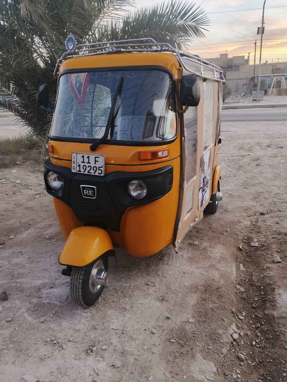 تكتك للبيع موديل 21 رقم و سنويه كامله
بيها ضربه بكلايت بس تكتك مصبوغه صبغ عام سعر 7100 وبيها مجال لهاتف ***********
