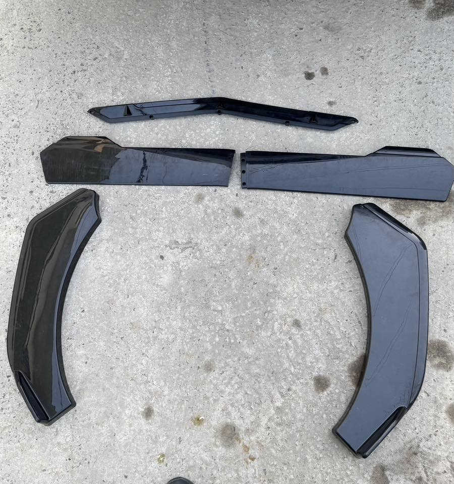 ليحة مال سيارة 
5 قطع 
اصلي درجة اولى


**إذا كنت صاحب هذا الإعلان وتريد حذفه لأي سبب، رجاءا أرسل رسالة إلى الدعم الفني**