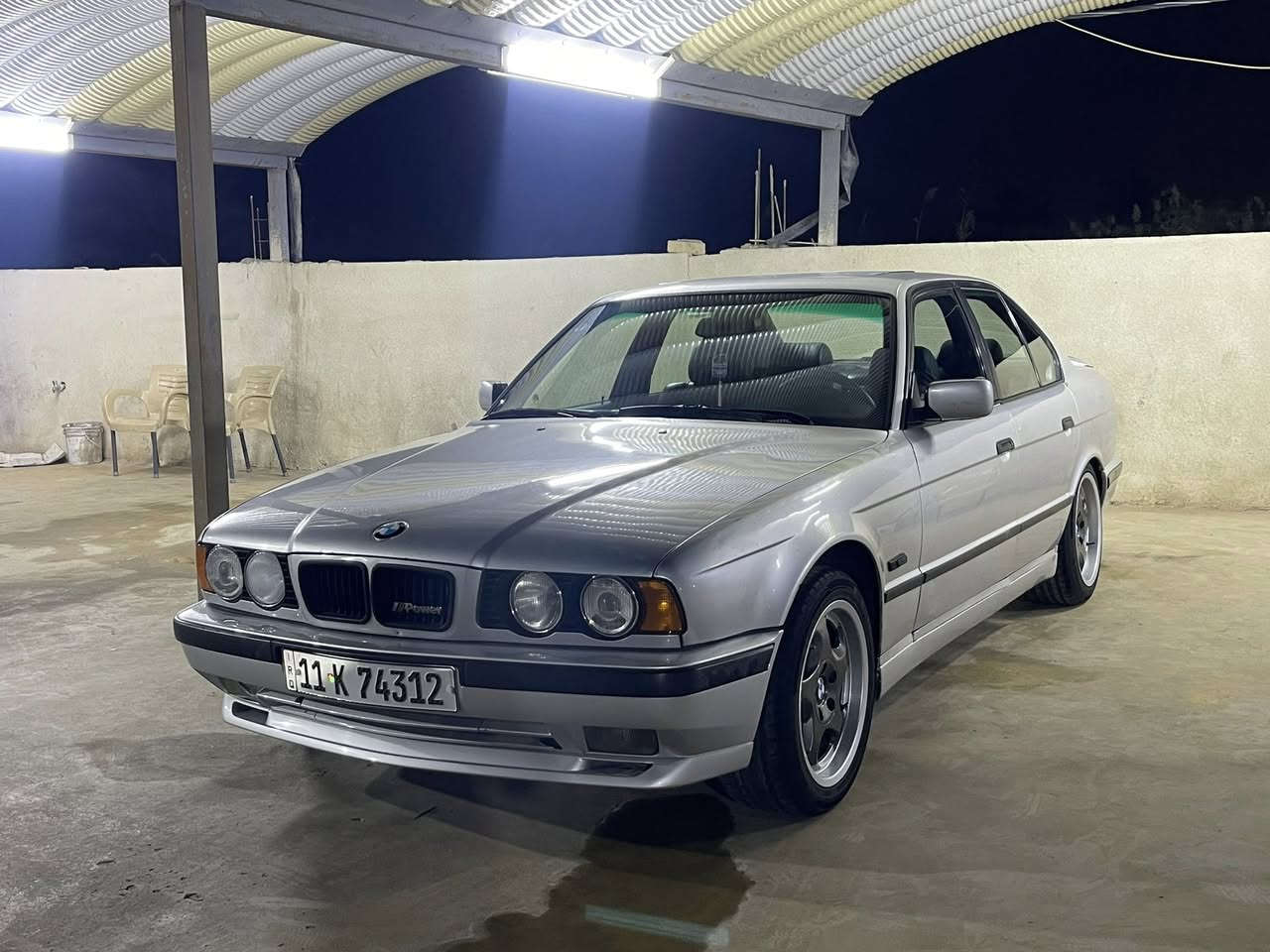 سلام عليكم 525 موديل 93بجم عريض فتحه مري منفصله دعاميات ام دوس ام ويل M5وتخم تاير جديد داخل جلد دبل ايرباك دبل جكمج كرباءيات على وضع لشركه اي ستفسار *********** واتساب مفتوح بيع او مراوس حسب لقناعه للعلم سياره بيها قطع صبغ ابيع حزام فقط
