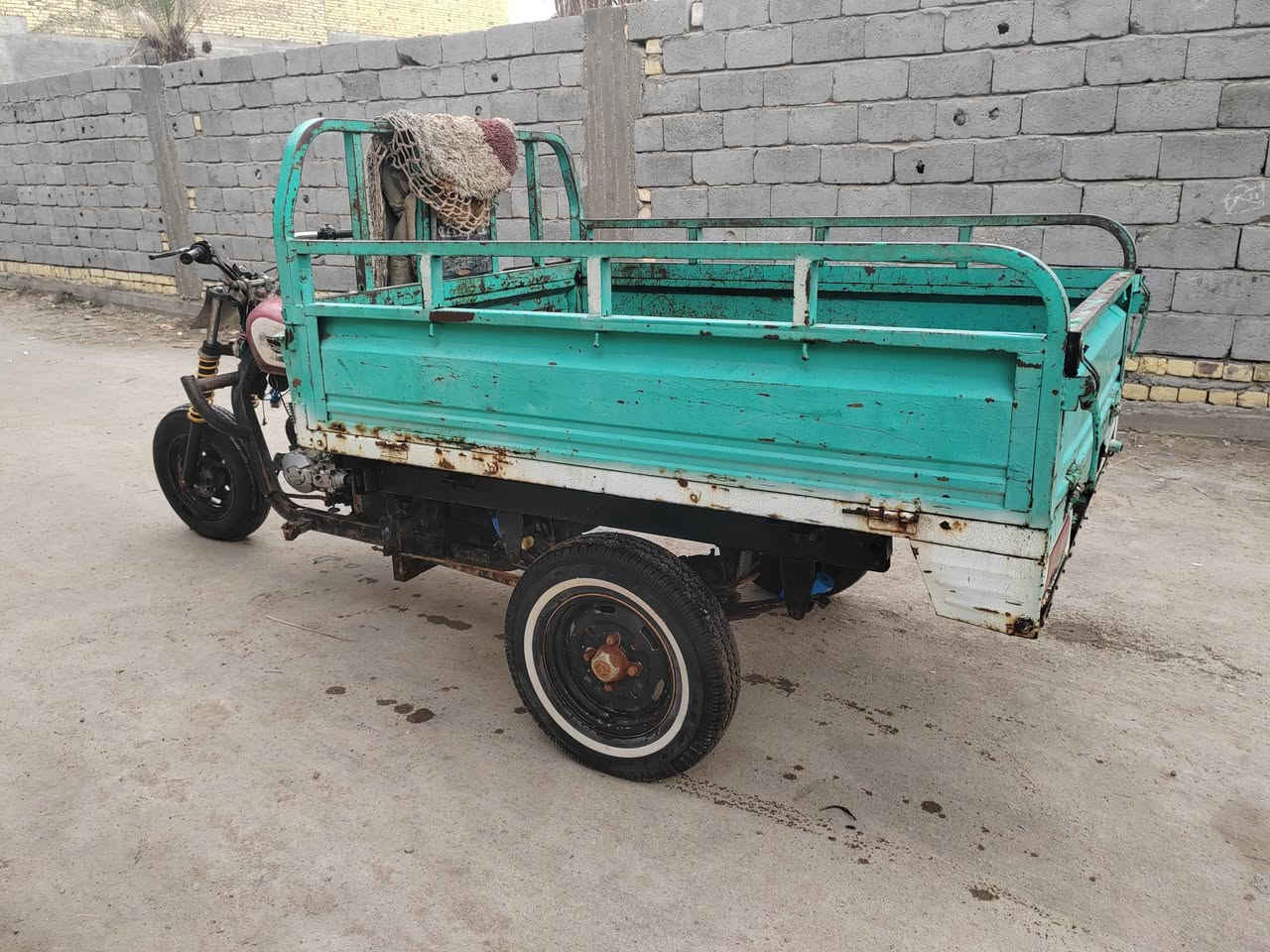 الســـــلام عليــــــــــــكم
ستوته للبيع دايون الموديل 2011 اوراق السعر 950 وبيها مجال اتصل ***********
المكان سوق الشيوخ ناحية الفضليه
مكينه مامفتوح برغي
