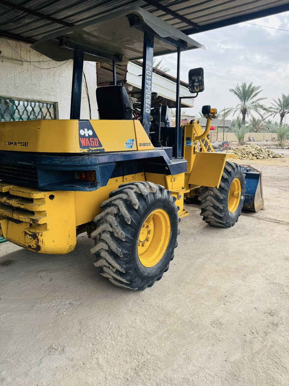 السلام عليكم
للبيع شفل كوماتسو حجم 50

موديل  2018. مرقم بسمي 

كير مكينه  حداديه مكفوله

مكانه بابل الهاشميه 

ستفسار  ***********
