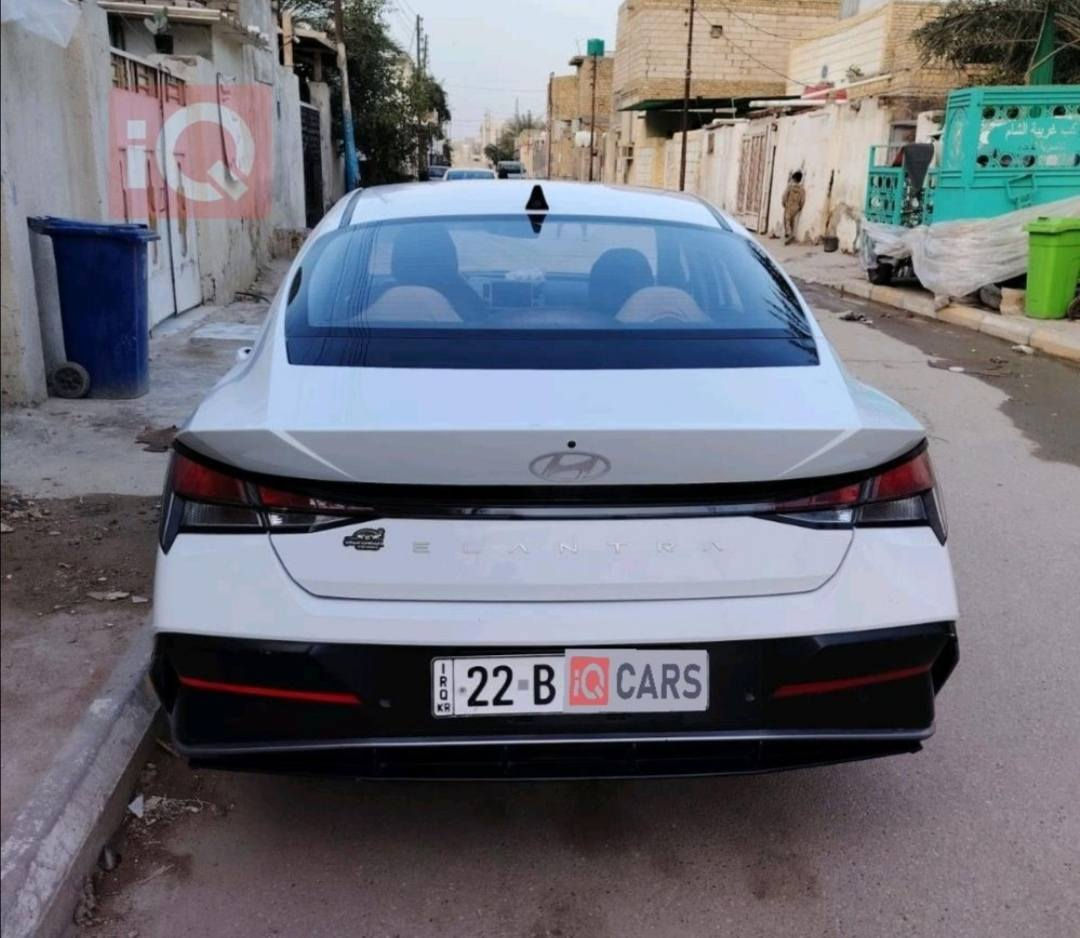 السلام عليكم النترا موديل ٢٤ بصمه ماشيه ٣٨ الف فول مواصفات خليجي
تجميع الصين مواصفاتها محرك ١٥٠٠ دبل نوزل شاشة كامرا حساسات ويل كب تخم تاير جديد تدفئه تبريد فتحة سقف مريا شفط اشاير بالمري رقم أربيل شرط وكاله باسم المشتري بيها رصعه بارد بالهلال الخلفي كد شبر بصيطه مكان السياره ذي قار السعر ١٣٧ وبيها مجال بسيط

الاستفسار الاتصال

 على الرقم :***********
