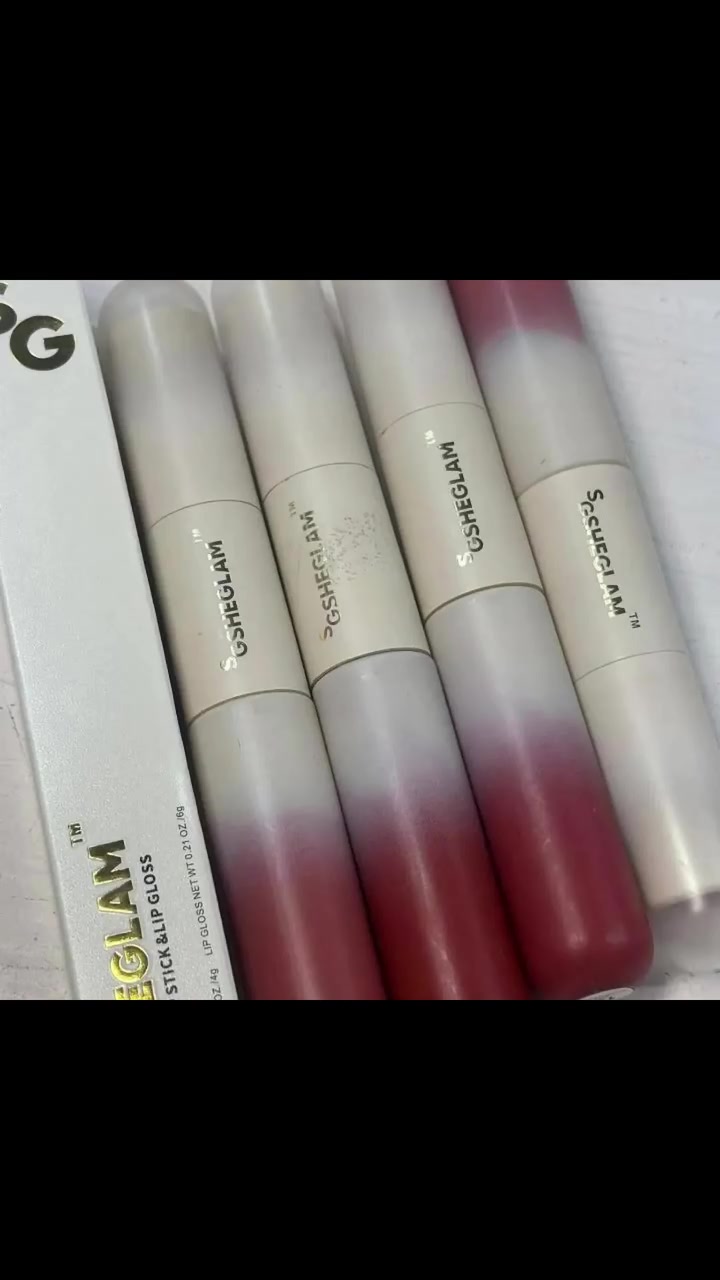 Lipstick & Lipgloss ( 2in1) من SHEGLAM 
حمره شفاه يحتوي على جهتين جهة stick والجهة الثانية فرشه عمليه جدًا و اقتصاديه وألوانها راقيه كُلش 
تجيكم باللون الأحمر الكرزي “Trendy “
واللون الثاني لمحبين درجات الـ Nude الهادئ 

سعر  4 الف
#بنات_العراق 
#بنات 
#مكياج 
#likeforfollow


**إذا كنت صاحب هذا الإعلان وتريد حذفه لأي سبب، رجاءا أرسل رسالة إلى الدعم الفني**