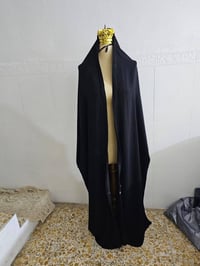 عبايتين • سحّابة قدّام