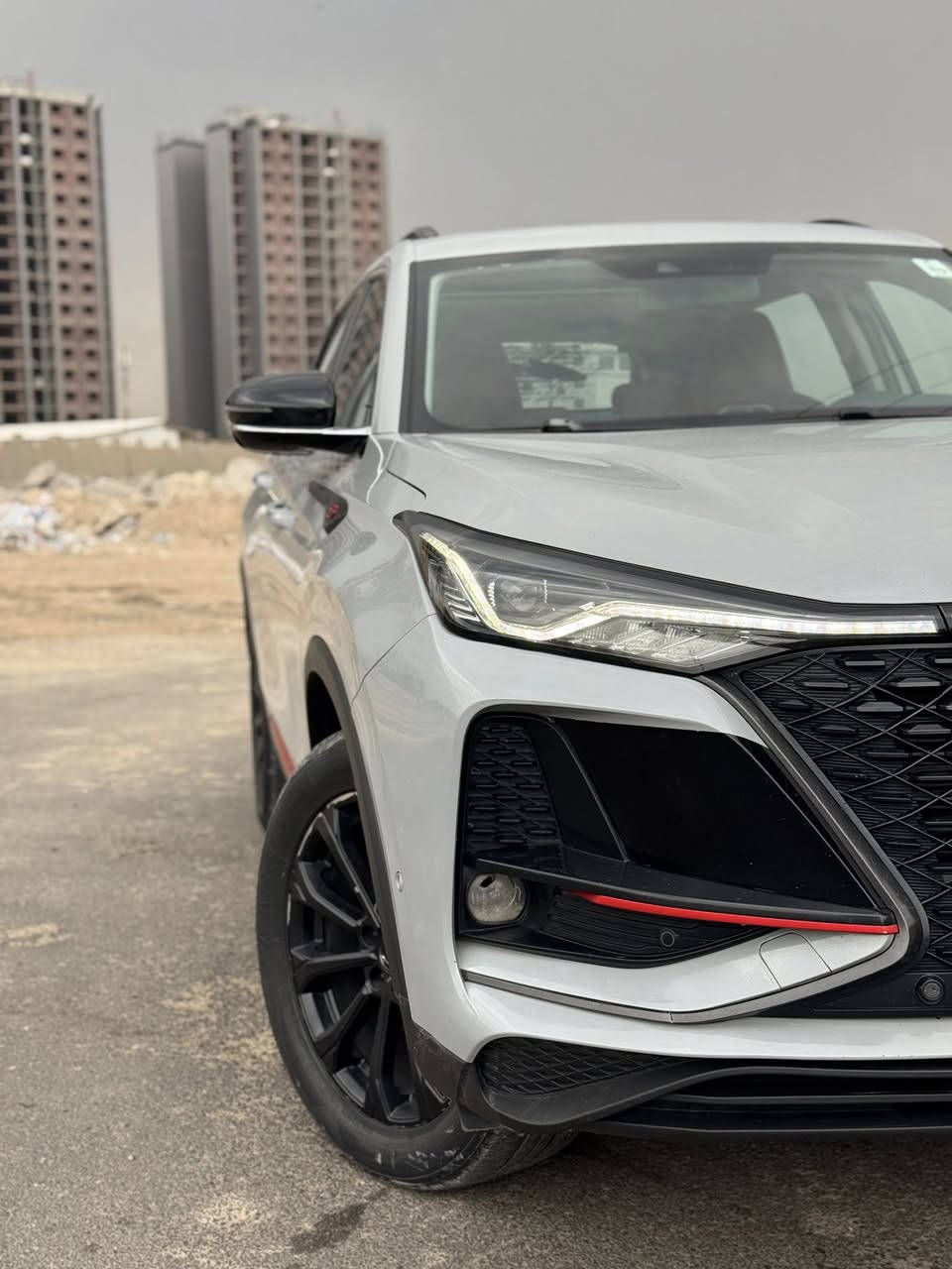 سلام عليكم 
شانجان cs75 بلس مديل 2022 ماشية 100 الف دعامية امامية خلفي صبغ سيارة بحالة الوكالة وداخل الضمان 
مواصفات 
1-قيادة ذاتية فول تحكم ستيرن 
2-بانوراما 
3- 3وضعيات قيادة ايكو نورمال سبورت 
4- محرك 2000توربو 🚀🚀 كير طيارة 8نمر 
5- اوتو هولد سايدة بريك بصمة نقاط عمياء 
6-تحكم عن بعد تحريك سيارة عن بعد تطبك وحدها
7-كامرات 360 رادار مانع الخروج عن المسار وقوف تلقائي
8-انارة راقصة 8وسائد هوائية صندوك شفط شاشة عرض ابل كار بلي 
بصمتين نضام ترحيب عند الاقتراب كشنات كهرباء تدفئة تبريد وبعد بيها هواي مواصفات سعر خاص مكاني بغداد كفئات سيدية للاستفسار ***********
