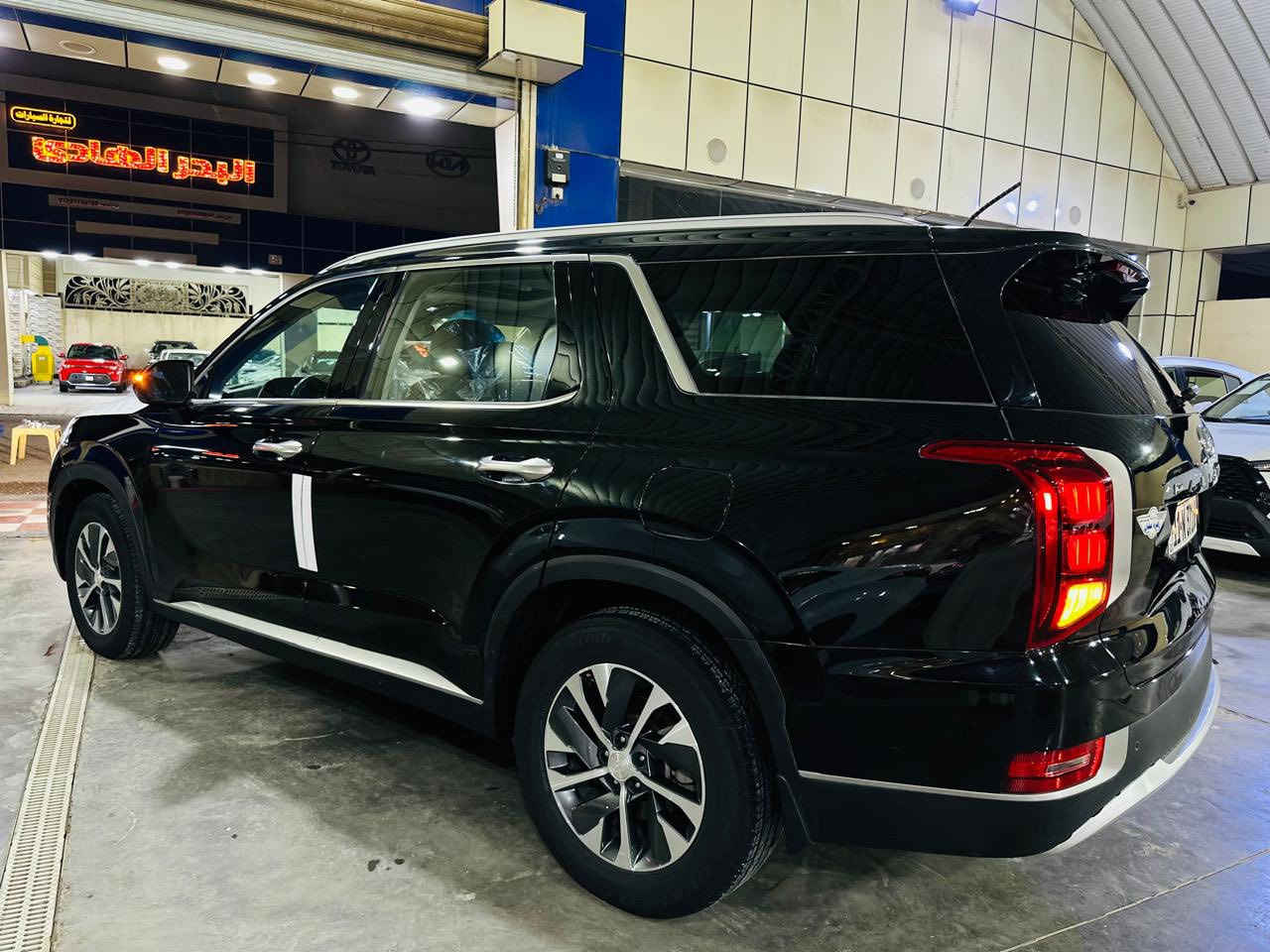 السلام عليكم للبيع أو مراوس حسب القناعه بلسايد موديل 2022  وارد أمريكي حادثه جاملغ وبنيد مبدلات بلاديات بدون صبغ  بدون دواخل رقم بغداد فول مواصفات السعر 275 وبيه مجال   الاستفسار ***********  / ***********
