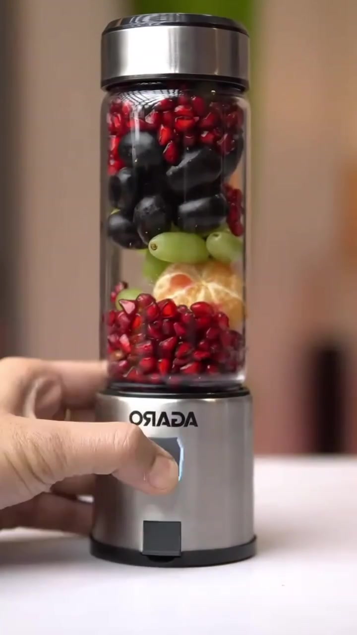 ✨ بسم الله ما شاء الله ✨
وصل جديد إلى فونكس للأجهزة الكهربائية 🥤🔥
🔹 خلاط عصائر محمول
✅ تصميم أنيق وخفيف وسهل الحمل.
✅ بطارية قابلة للشحن USB.
✅ شفرات ستانلس ستيل حادة لخلط سريع.
✅ مناسب للعصائر، السموذي، ومشروبات البروتين.
✅ سهل التنظيف والاستخدام.
📩 للحجز والاستفسار راسل صفحة فونكس للأجهزة الكهربائية.
🚚 توصيل إلى جميع محافظات العراق.


**إذا كنت صاحب هذا الإعلان وتريد حذفه لأي سبب، رجاءا أرسل رسالة إلى الدعم الفني**
