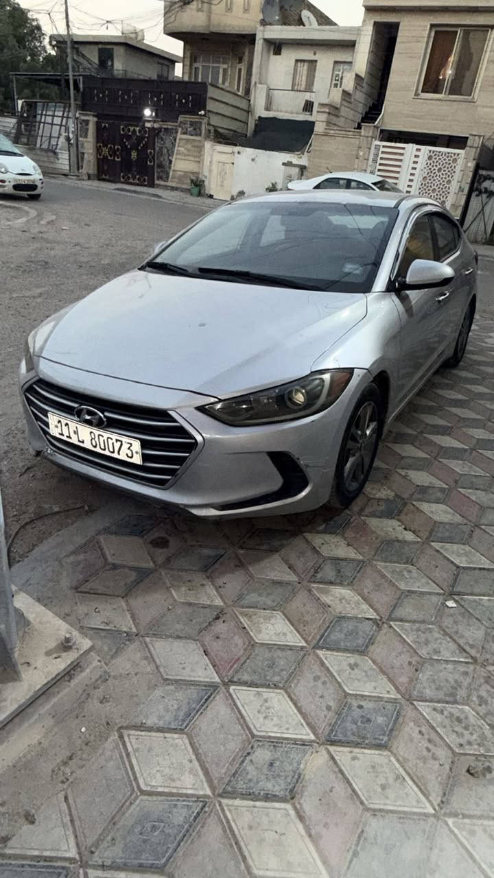 النترا 
٢٠١٨
رقم بغداد
سنويه جديده 
تحويل ثاني يوم 
بيها حادث خلفي 
فحص عالسونار 
السعر ١٢٥
***********
