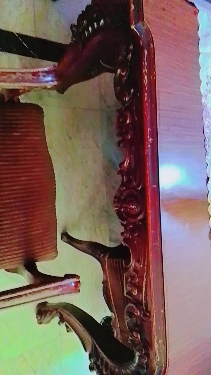 اسلام عليكم ورحمه عندي ميزين تسكام كل ميز معا 10كرسي للبيع من طول لميز تقريبا 3متر وعرض اكثر ممن متر السعر قفل مليونييين دينارمع العلم اني ماخذهم ب3ونص سبب البيع ماخذات مكان بلخطار


**إذا كنت صاحب هذا الإعلان وتريد حذفه لأي سبب، رجاءا أرسل رسالة إلى الدعم الفني**
