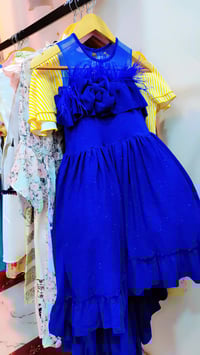 ملابس • للبيع