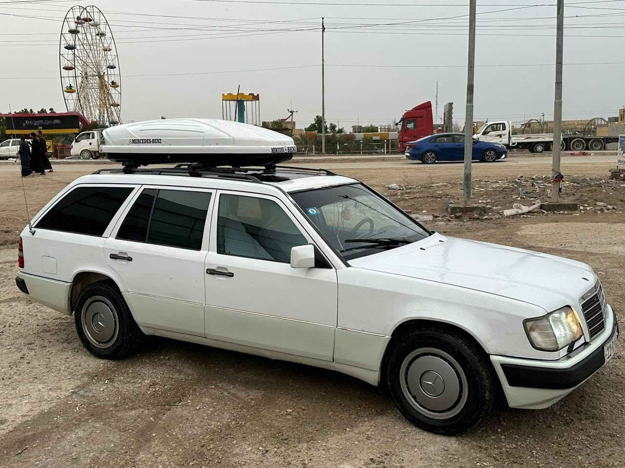 السلام عليكم شباب مار سدس دب ستيشن المديل 1991سياره جاهزه سياره رقم بغداد انكليزي بسمي سياره كفاله من ضربه قواعد الدبلات سلامات سياره بدون خياس محرك السياره ثنين اونص تبريد سياره ثلج سياره شاشه و مضخم منضومه زنون كهربائيات سياره كله شغاله تخم تايرات جديده العنوان ناصريه سوق الشيوخ السعر ٧٠. ***********
