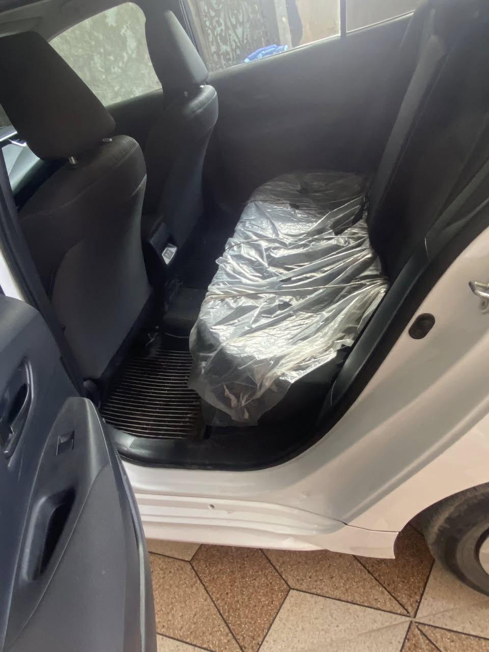 سلام عليكم
كورله موديل 2024 مريكي
مكفوله كفاله عامه عده دعاميه الماميه فقط
كير محرك مكفول 
تبريد ثلج +تتقه 
ماشيه 25فقط 
صدر مامي خلفي مال شركه
سعر 167وبيه مجال 
مكاني ديالى بعقوبة المركز 
سياره رقم اربيل و بسمنه سنويه 30
***********
