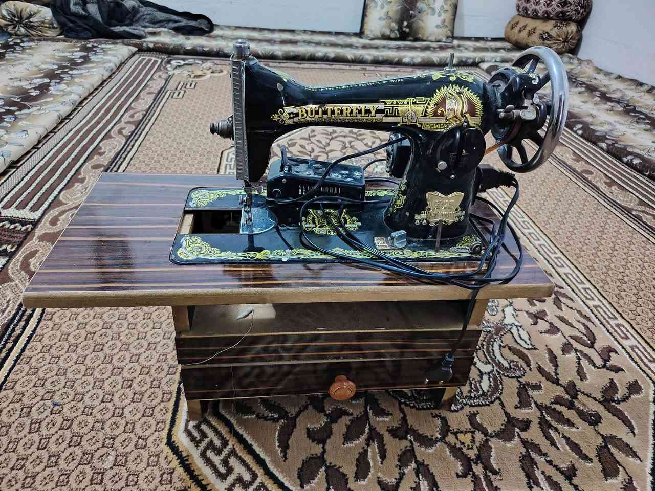 سلام عليكم متاح مكينه خياطه نوعيتها الفراشه اي عيب ما بيها سعرها 60 وبيها مجال الشراي يخابر *********** واتساب أو يدخل خاص ♥️
