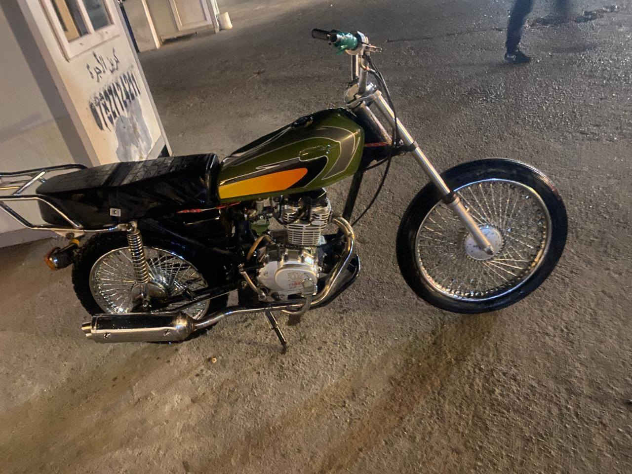 سلام عليكم دراجه تايكر موديل 19دراجه خير من لله نضيفه محرك شرط سعر 250رقم الهاتف***********
