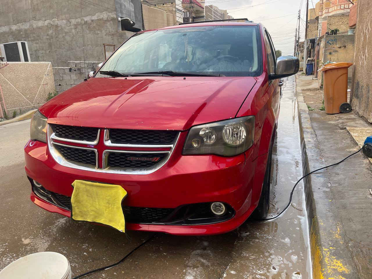 سلام عليكم دوج كرفان 2014وارد امريكي 
1️⃣مواصفات sxt
2️⃣بيبان كهرباء 3️⃣جنطة كهرباء 4️⃣ثلاث قطع تبريد 5️⃣تايرات جدد 6️⃣باتري جديد 7️⃣شاشة اعطال 8️⃣شاشة وسطية  بيه نقص عاز فقط وعطل بل كير ميكانيكي أو كهربائي رقم بغداد الاماني سيارة بسمي تحويل ثاني يوم 
✅سعر 140وبيه مجال الاستفسار ***********واتساب أو ماسنجر
