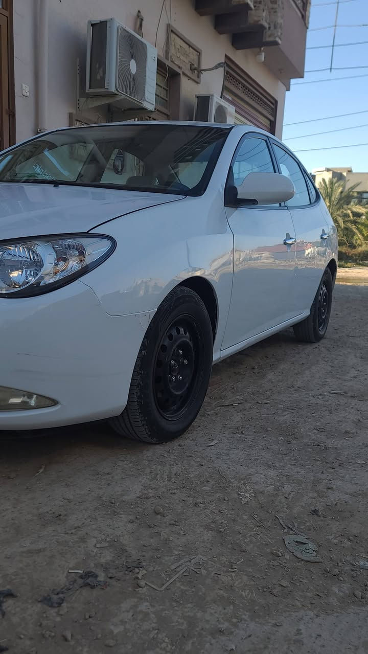 السلام عليكم 
النترا 2009 محرك 2000 كاملة خير من الله بيها جم قطعة صبغ 
مكاني ديالى 
*********** غير متوفر بالفيس
