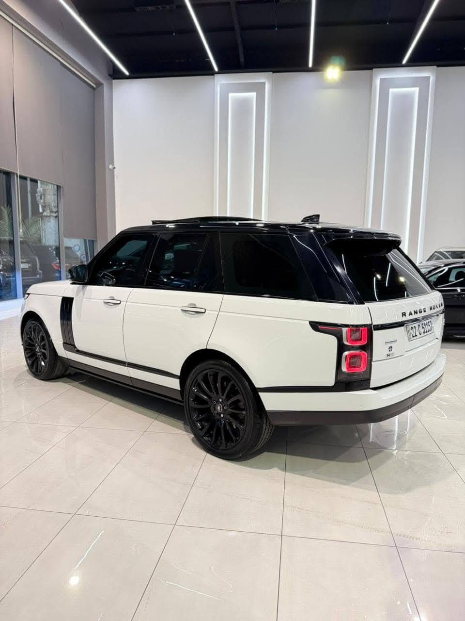 RANGE ROVER - VOGUE    AUTOBIOGRAPHY ***********
RANGE ROVER - VOGUE    AUTOBIOGRAPHY     

رانج روفر فوك اوتو بايوكرافي وكالة الماني
  وضمان دولي بلاك ايدشن بلاد

مكفول كفالة عامة من الصبغ والتبديل والحادث والرصعات حتى الدعاميات بشرط وبالواقع احلى من الصور 

💵جوه السوك وبسعر مناسب

الموديل :- 2017

اللون :- ابيض 

المحرك :- V8 سوبر جارج 

العداد :-86 الف مايل حقيقي 

المواصفات فول فول اعلى مواصفات VIP 

:- بصمة 

:- بانوراما  :- كاميرا 360 درجة 

:- رادار امامي خلفي وجانبي :- جكات 

:- دوسة كهرباء :- شاشات خلفية 

:- سقف شامو كنتارا :- بيبان شفط 

:- صندوق جك كهربائي :- مري شفط كهربائي 

:- 4 ابواب بصمة :- فور ويل 4✖️4 ( دبل اكسل ) 

:- ستيرن تدفئة :- كشنات جلد احمد 

:- كشنات الامامية تدفئة + تبريد + مساج 

:-كشنات الخلفية تدفئة + تبريد + مساج 

:- شاشات خلفية :- لايتات زينون 

:- حساسات:- سماعات MEREDIAN 

السيارة جاهزة وبشرط الكير والمحرك والحدادية والكهربائيات 

السعر 365$ ومجال قليل ماكو هيج سعر علئ هاذ النضافه

للاستفسار اتصل :-   

***********
