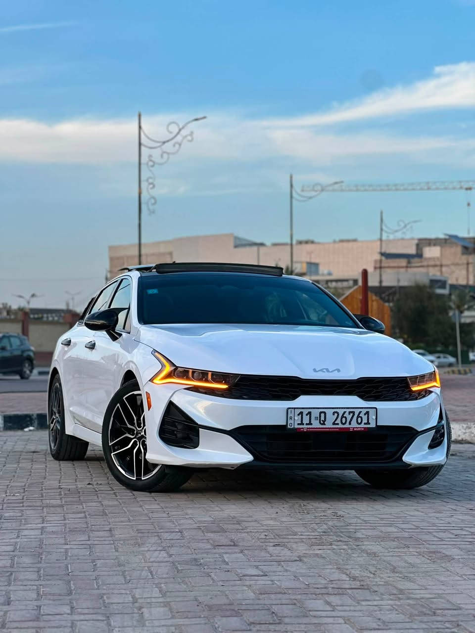 🚗 للبيع Kia K5 GT-Line موديل 2023 🚗
▫️ اللون: أبيض لؤلؤي
▫️ رقم بغداد (باسمي)
▫️ ممشى قليل 50kmالف
▫️ مكفولة كفالة عامة
▫️ بارد أمامي وخلفي (مكانين) ❄️
▫️ محرك 1.6.T
▫️ جير أوتوماتيك 8 سرعات
▫️ تشغيل بصمة + دخول ذكي+ بصمة بيبان + اشارة ترحيب
▫️ ريموت ستارت
▫️ شاشة كبيرة مع Apple CarPlay وAndroid Auto
▫️ كاميرا خلفية + رادار امامي + رادارات جانبية
▫️ مثبت سرعة
▫️ نظام اختيار وضعيات القيادة (Drive Mode)
▫️ويل GT قياس 19 إنج
▫️ إنارة LED أمامية وخلفية+ اشارة ترحيب
▫️ فتحة سقف بانوراما
▫️ داخلية جلد مع تطريز GT-Line
▫️ شاحن لاسلكي للموبايل
▫️ السيارة نظيفة جداً ولا تحتاج أي مصروف.

🎥 صور الحادث مرفق بالمنشور.

للاستفسار والمفاوضة الاتصال برقم *********** مكان السيارة بابل
