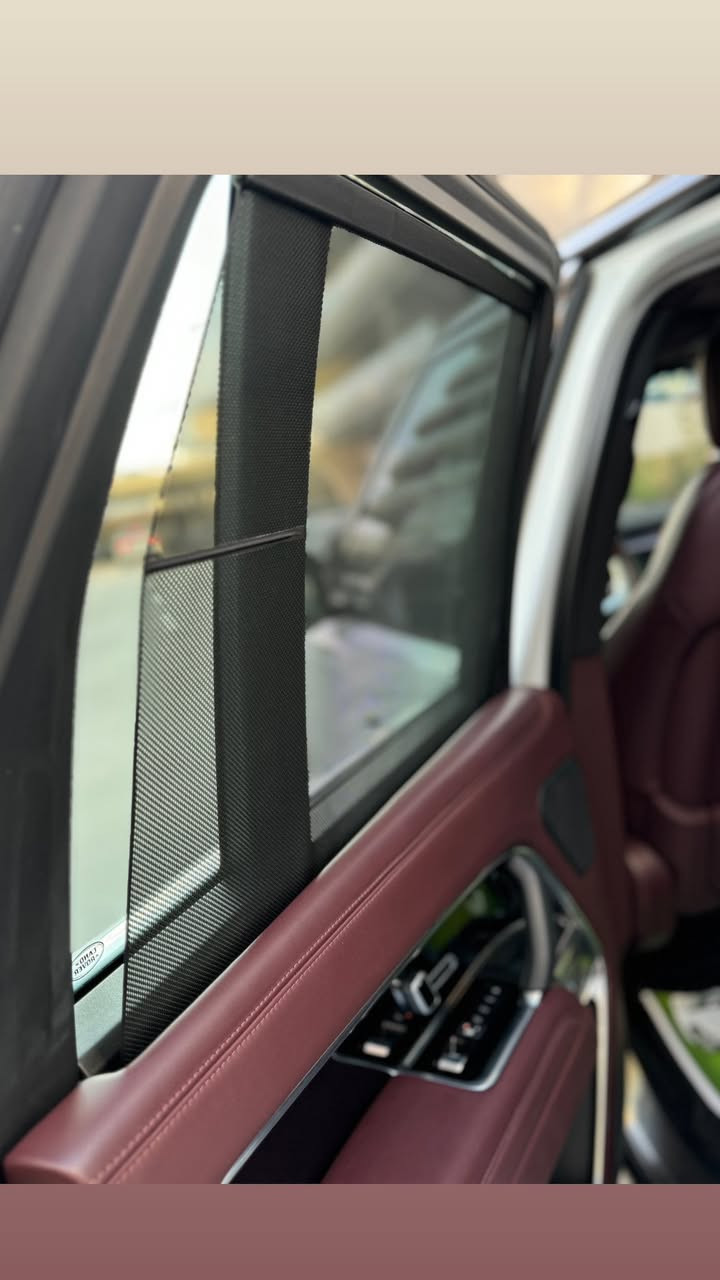 ‏Range Rover 2023 P530 Sardar
المميز للبيع او المراوس وكاله سردار ضمان 
رانج روفر 2023 p530 كت كامل SV بلاد من
الشركه مغلفه PPF اصلي ماشيه 25 رقم بغداد
محرك 8 سلندر المرغوب ...... ✨💎 

المواصفات 1/1 
بصمه 
جكات 
بانوراما 
بيبان شفط
جنطه شفط 
جلد ماروني 
كراسي مساج 
تدفئه تبريد 
دوس كهرباء 
جنط كهرباء 
شاشات 3 
كامرات 5
تحكمات 
شفتات 
رادار امامي 
رادار خلفي
داتا شو 
مودات قياده 
الى اخرررر .....
-----------------------------------------
شباب سياره كفاله عااااامه من كلشي ارضياتها وعدتها
وسماعاتها كلها بعدها ممفتوحه زيرو الشراي فقط 
يتصل او واتساب : ***********
