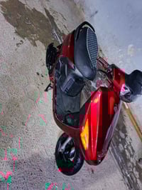 اسلام عليكم دراجه فراشة للبيع دراجه جاهزه ما عايزه شي سلف هندر كهربائي...