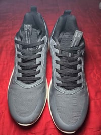 حذاء رياضي شبابي رجالي متوفر باكثر من لون وجميع القياسات  للتواصل 0776...