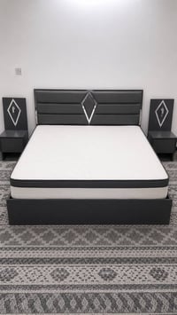 غرفه جديده مابيها اي ضرر هي والدوشك مالتها ب400 وبيها مجال 07763738875