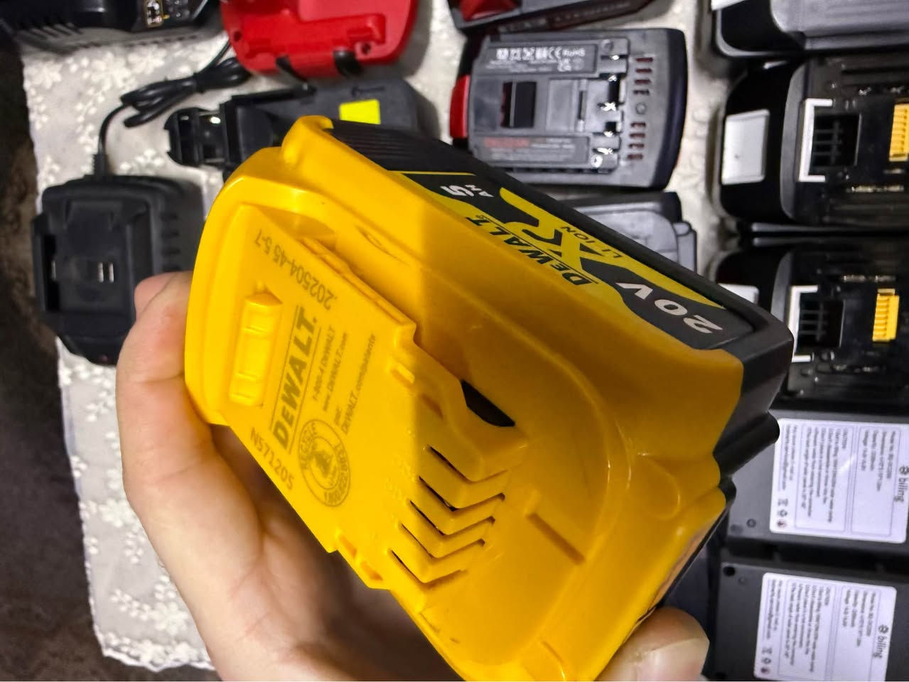 ‎پاتري  بالة هةموي بةشةرت‎ أربيل, العراق


**إذا كنت صاحب هذا الإعلان وتريد حذفه لأي سبب، رجاءا أرسل رسالة إلى الدعم الفني**