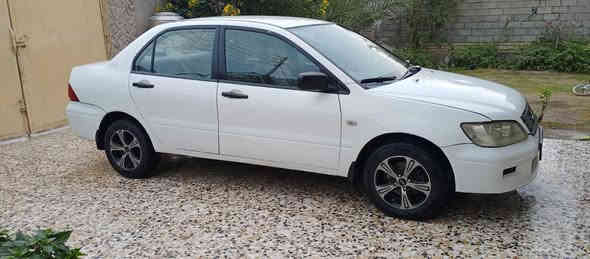 السلام عليكم لانسر 2002 رقم بغداد مجدده ل30 السياره نضيفه وحلوه بلاديه السونار مرافق مع الصور السعر (60) وبيها مجال مكان السياره بغداد رقم الهاتف:***********
