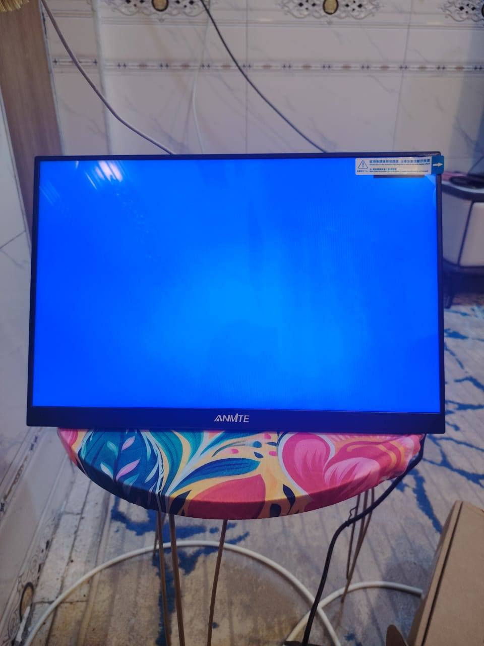 السلام عليكم حبايب شاشه بهذا الشكل تعرض من بلي وكامرات وستلايت وموبايل ايفون والكلكسي الالترا والأجهزة الفلاكشب السعر ٧٥ مع التوصيل مكاني بابل ***********
