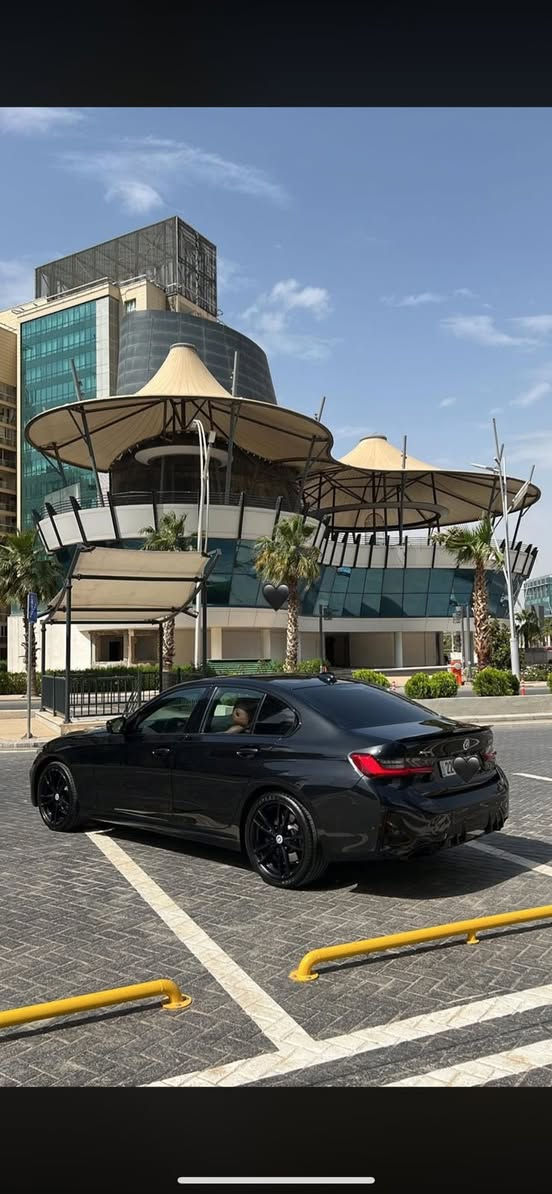 السلام عليكم
‏Bmw 2021 🇩🇪🇩🇪🇩🇪 330i
دبل كرسي كهرباء 
سيارة مواصفات لكجري 
محرك 4 سلندر توربو 

رقم اربيل  الجديد تحويل او وكالة بشرط 

🛑 سلايت 

🛑 بصمه تشغيل مع ابواب 

🛑 رادار امامي وخلفي وجانبي 

🛑 شاشه  ديجتل

ستيرن هيتر 

🛑 كشن جلد 

🛑 هاندبريك بصمه 

🛑 لد داخلي متعدد اللوان 

🛑 لايت لد led 
لايت ليزري متحرك ويا ستيرن 

وباقي مواصفات ال bmw المعروفه 
 
سيارة كت ام 
سياره جاهزه بدون اي مصرف
 مكينه كير بشرط بلادي
بجم محدث 2024
سعر 238 وبي مجال 
بيها شبر صبغ بل بنيد وجاملغ مبدل بلاد بدون صبغ باب سايق BDR +مكانين تعديل بدون دواخل بدون ايرباك سياره كلش جديد ومابيها اي نقص 

مكان السياره اربيل 

***********
