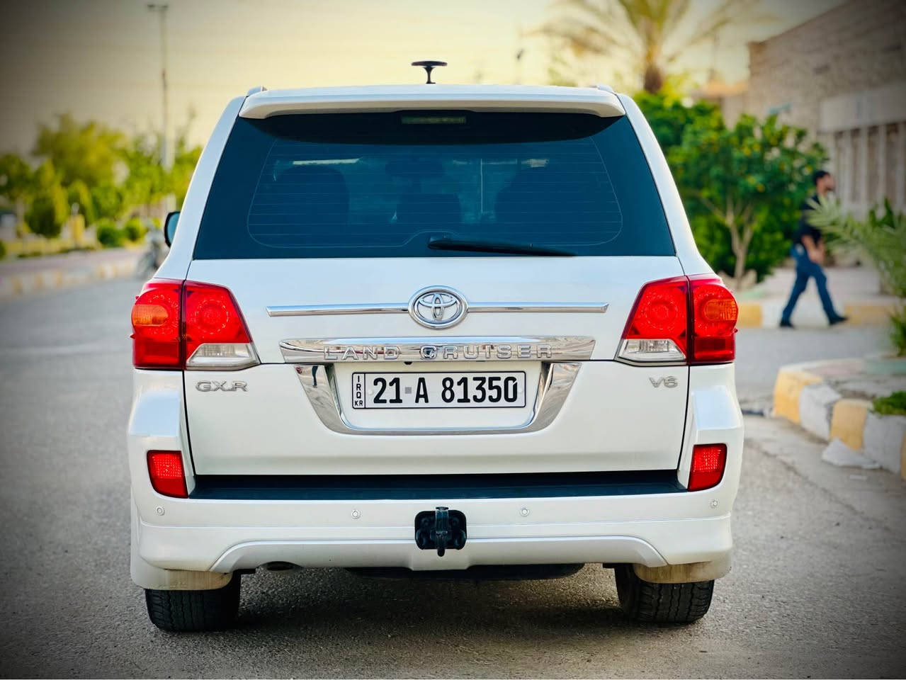 وەنەوشە مۆدیل  ٢٠١٠ کامل کراوە بە ٢٠١٥ ناوەوە و دەرەوەی کراوە بۆیاخی نیە سۆنەرم داناوە ١٨٦ هەزار رۆشتوە سعر ٣١٠ مەجالیکی کەم

ژ.م *********** كيفري, ديالى
