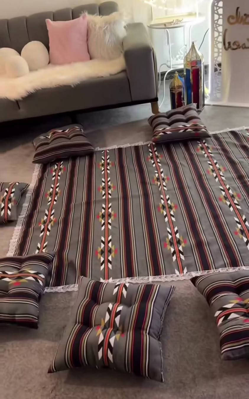 دزاينات مفرش رمضاني قابل للتنفيذ 
كل المديلات والوان والدزاينات متوفره 
بردات فرشات مفرش تخم 
مفرش ارضي مخاد مقاعد كلشي وكلاشي حسب الطلب 
تابعو الصور والمقاطع للأخير 
الاسعار مختلفه 
توصيل سماوه 2000
توصيل محافظات 5000
حجز اوستفسار مراسله الصفحه 👇🚚


**إذا كنت صاحب هذا الإعلان وتريد حذفه لأي سبب، رجاءا أرسل رسالة إلى الدعم الفني**