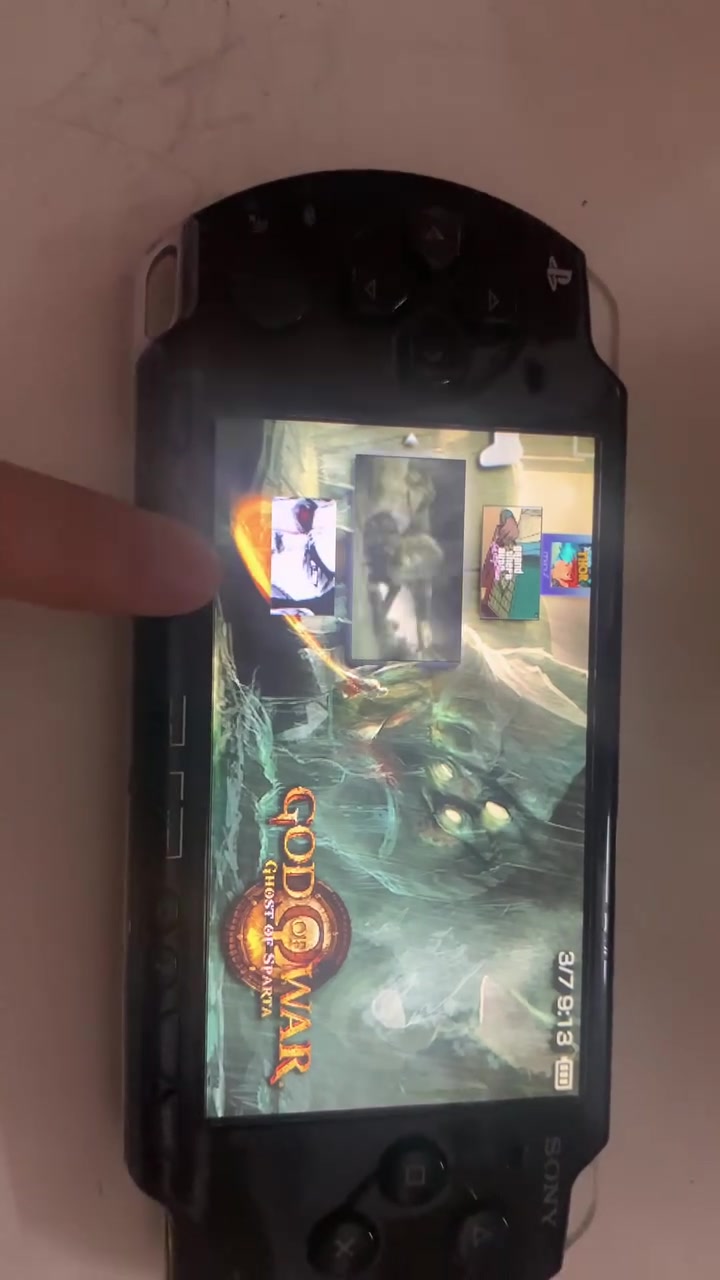 السلام وعليكم.  ١-psp 2000slim الموشكيلة بيها بس زر عالي صوت مايشتغل.  جهاز يشتغل و مهكر مع ميموري ٤كيكا

٢-psp street 
الموشكلة الجهاز مكان ميموري مكسور الجهاز يشتغل ومابيها عيب غير هذا 
بتاريات اثنيناتهم جديد ومع اثنين شاحنة
سعر اثنينهم ٩٠
أبيع شلع


**إذا كنت صاحب هذا الإعلان وتريد حذفه لأي سبب، رجاءا أرسل رسالة إلى الدعم الفني**